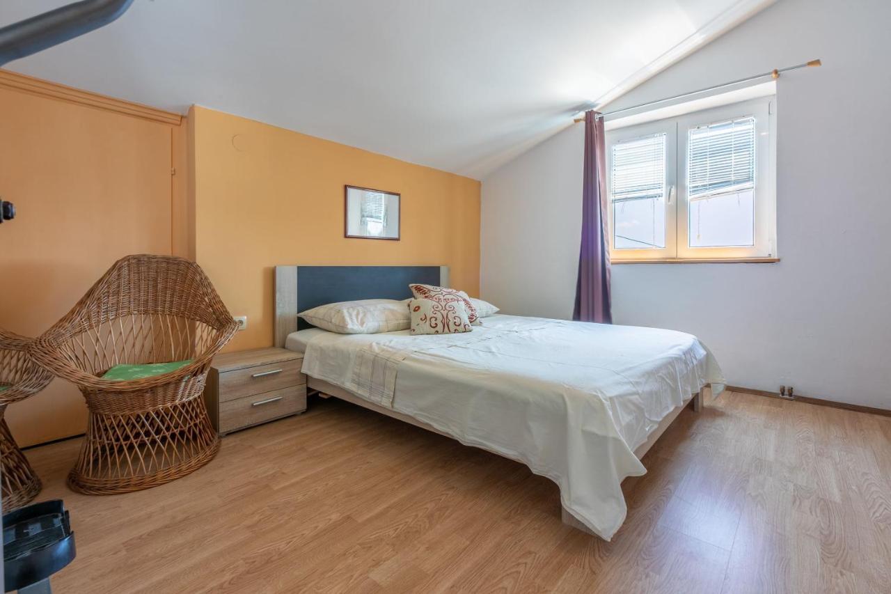 Apartment Iva Banjol Eksteriør bilde